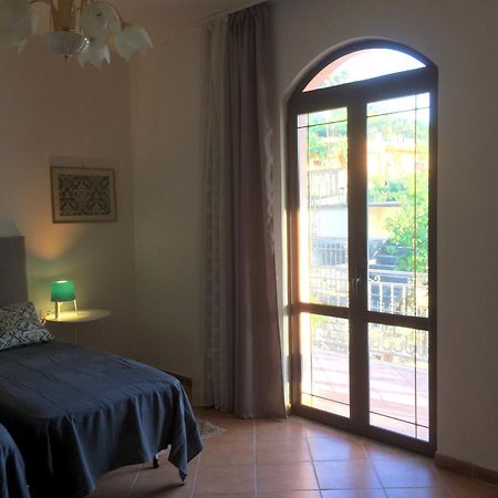 Guesthouse Villa Rosa ベラト エクステリア 写真