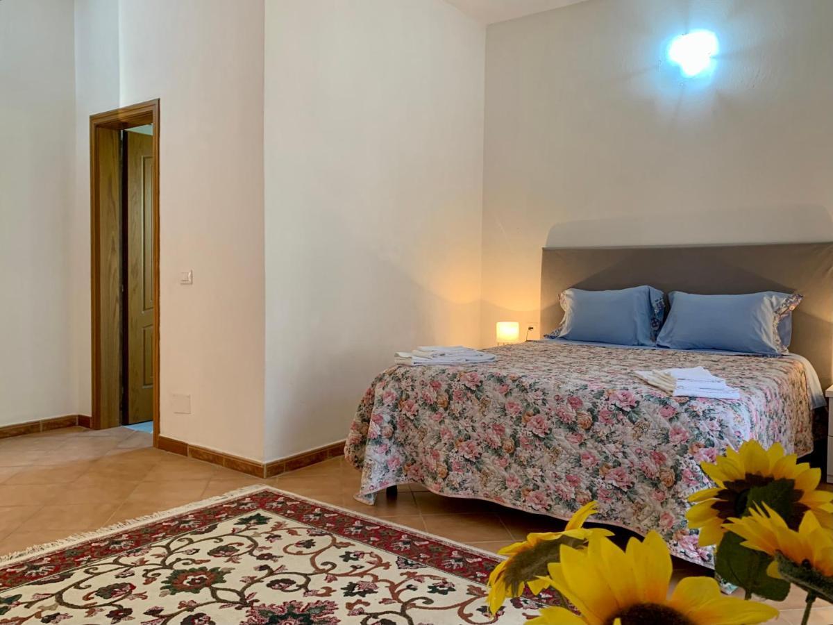 Guesthouse Villa Rosa ベラト エクステリア 写真