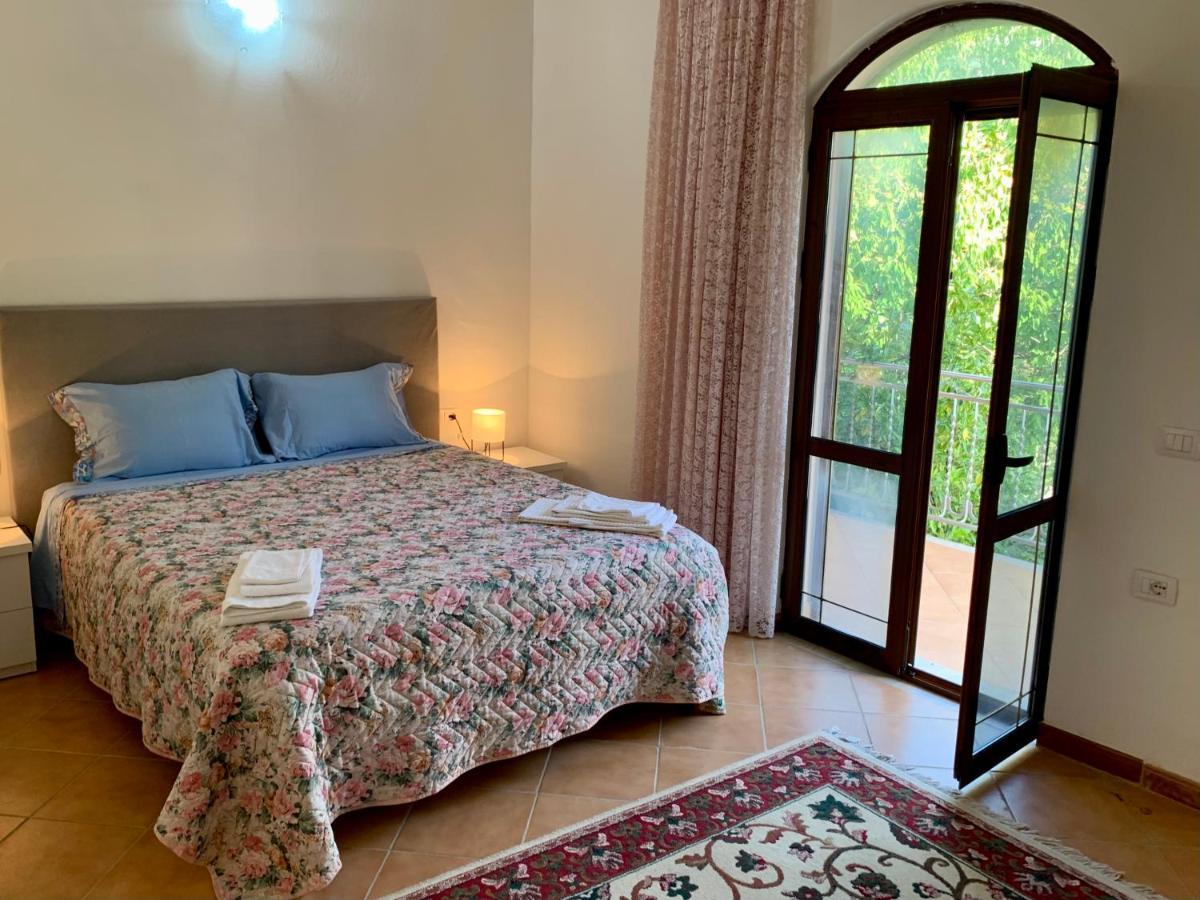 Guesthouse Villa Rosa ベラト エクステリア 写真