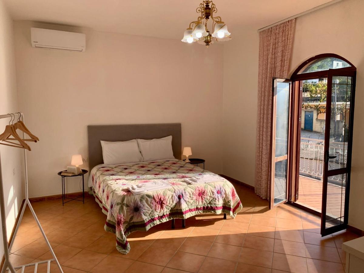 Guesthouse Villa Rosa ベラト エクステリア 写真
